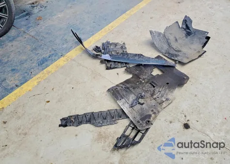 2021 Volvo Xc60 T5 Momentum z USA, uszkodzony, nr VIN YV4102DK3M1808853